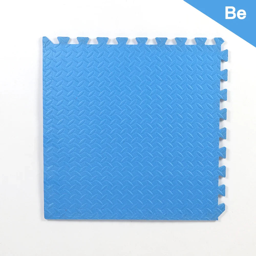 Blue interlocking foam floor gym mats